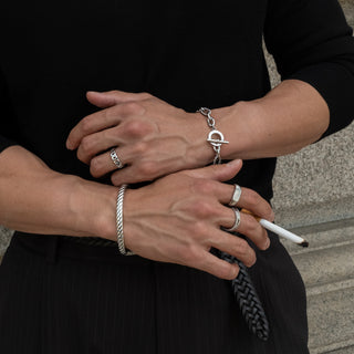 Mother of Pearl Bar Ring (Silver)