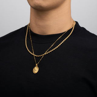 Pendant × Chain (Gold)
