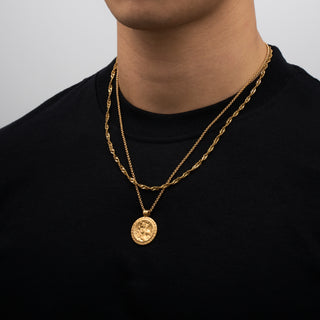 Pendant × Chain (Gold)