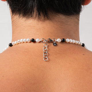 Onyx Real Pearl Necklace (Silver)